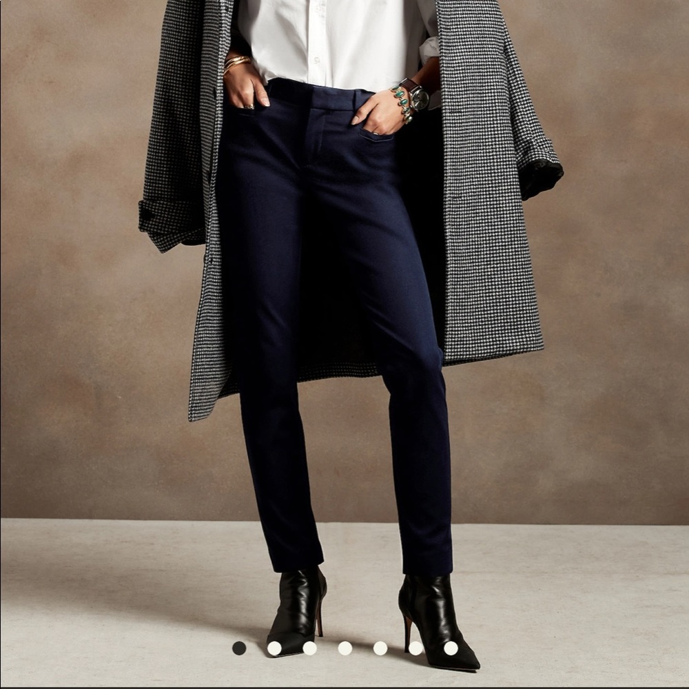 Banana Republic Sloan Fit Navy Skinny Pants